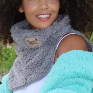 Y-Grey Kitten Neck Wrap